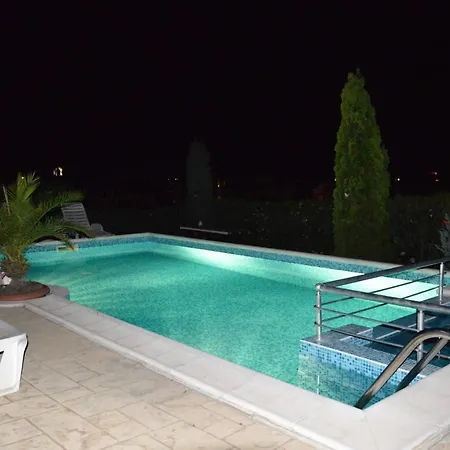 Vega Ξενοδοχείο με διαμερίσματα Σωζόπολη