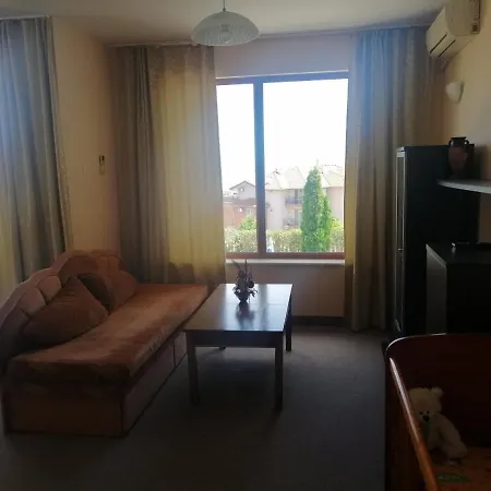 Ξενοδοχείο με διαμερίσματα Vega Σωζόπολη