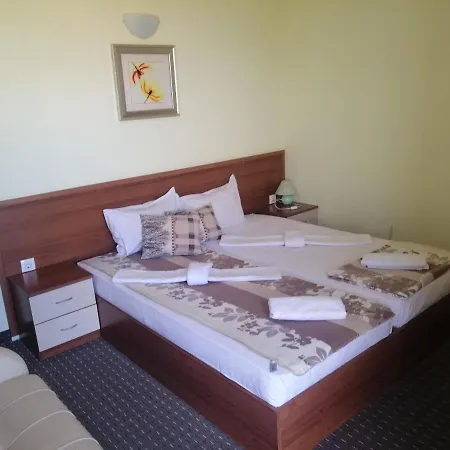 Vega Apart-hotel Sozopol