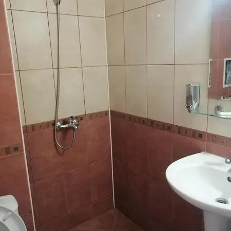 Ξενοδοχείο με διαμερίσματα Vega *